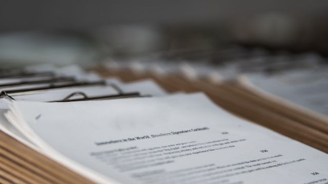 客戶端的負責窗口完全狀況外，身為單兵 PM 該如何應對？